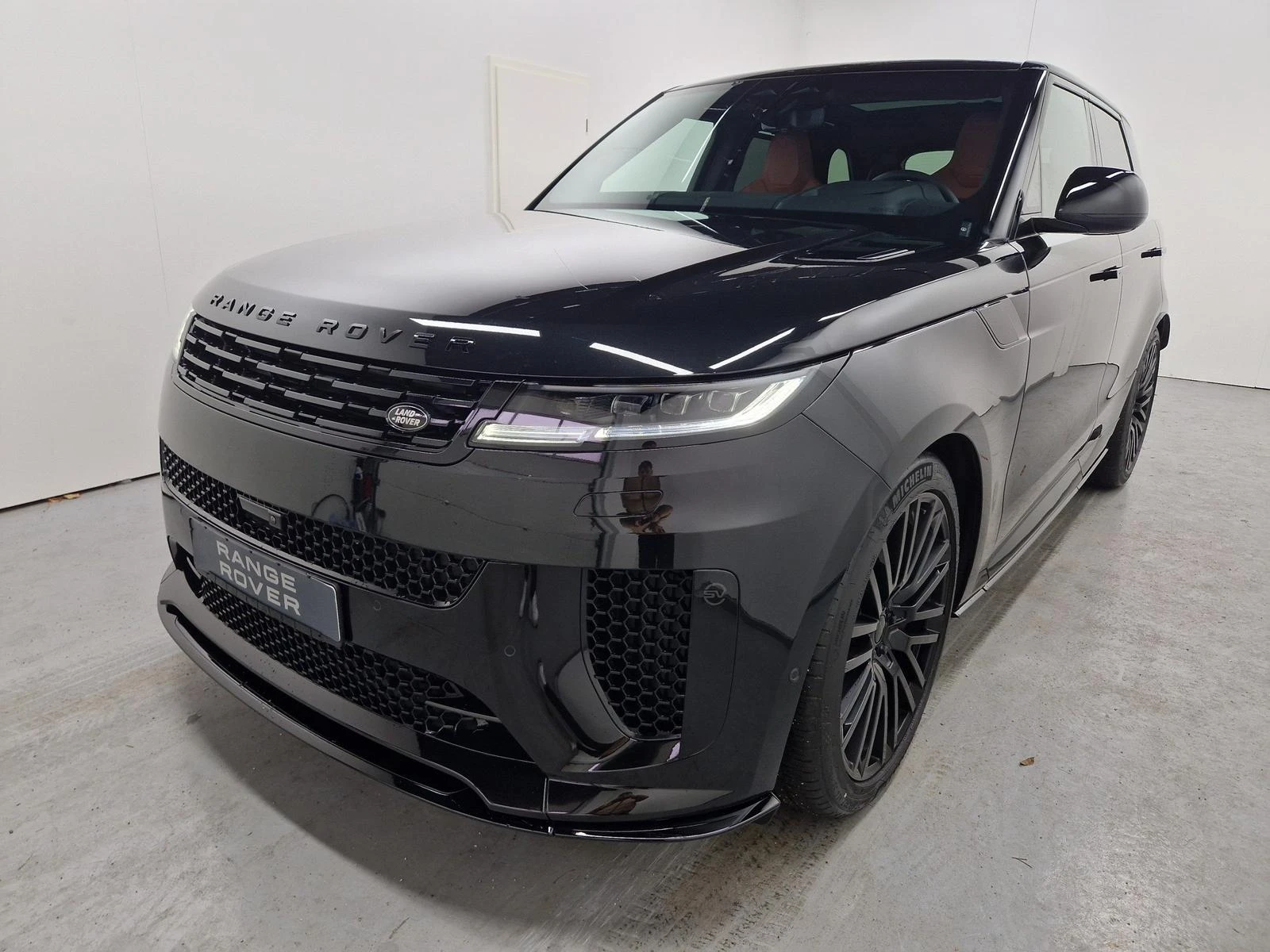 Land Rover Range Rover Sport P635/SV/MASS/HUD/PANO/360/AIR/VENT/MERIDIAN/CARBON | Mobile.bg � ����������� 3