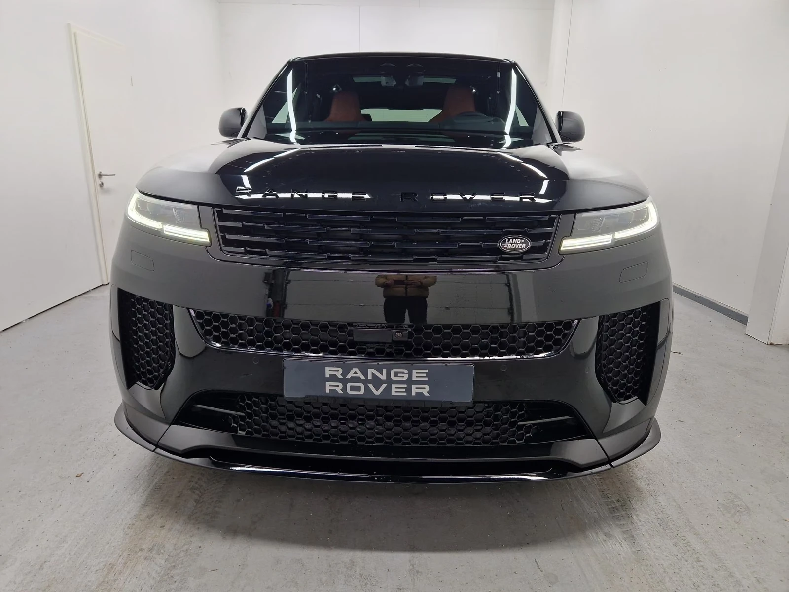 Land Rover Range Rover Sport P635/SV/MASS/HUD/PANO/360/AIR/VENT/MERIDIAN/CARBON | Mobile.bg � ����������� 2