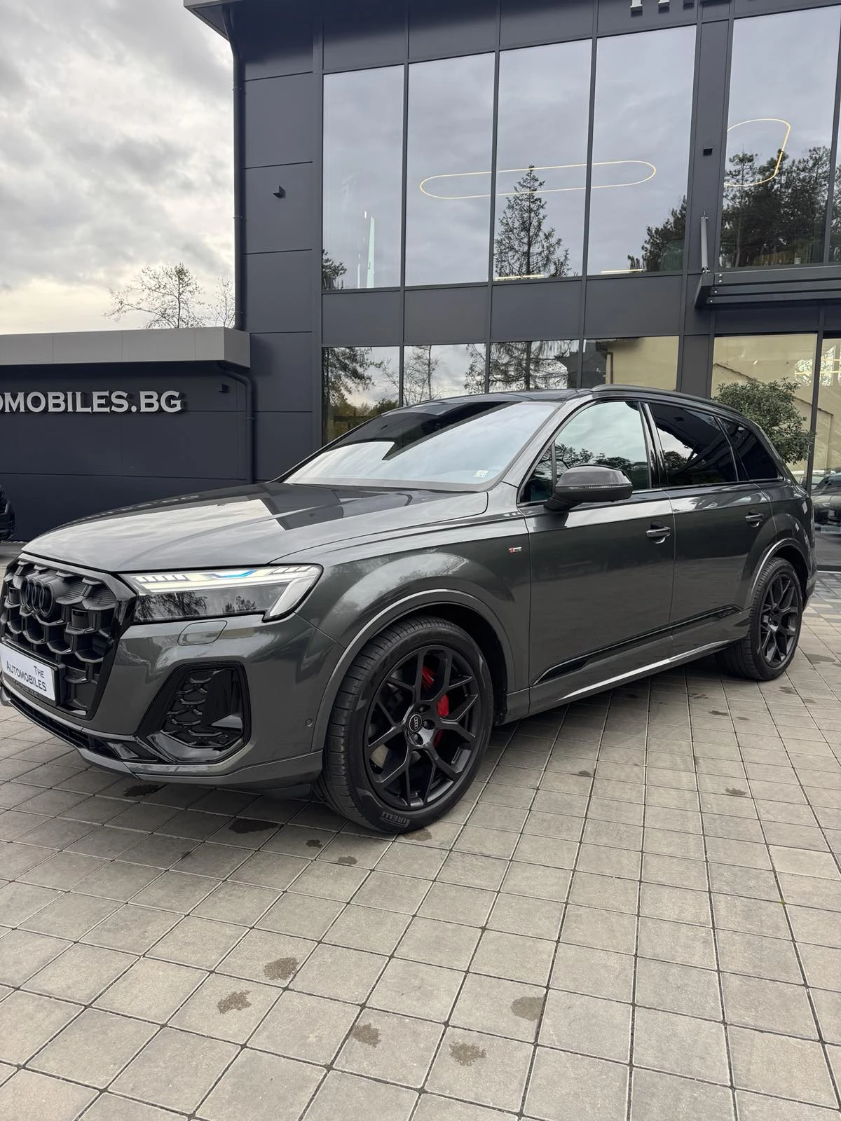 Audi Q7 S-LINE, снимка 3 - Автомобили и джипове - 56706347