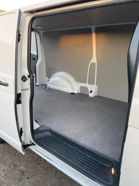 VW Transporter T6 2.0 МАКСИ БАЗА, снимка 16