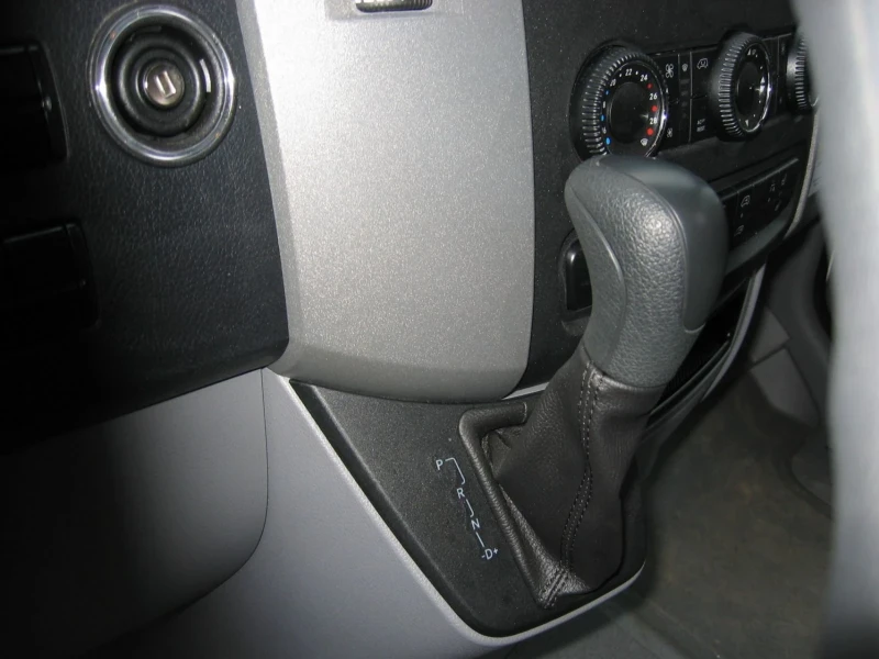 Mercedes-Benz Sprinter CDR, снимка 6 - Бусове и автобуси - 53326644