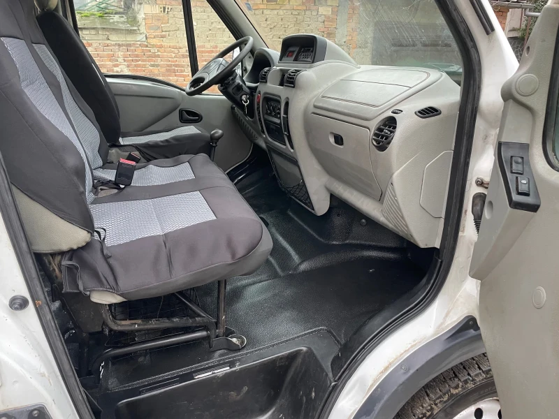 Renault Master 2.5DCI, снимка 10 - Бусове и автобуси - 53444450