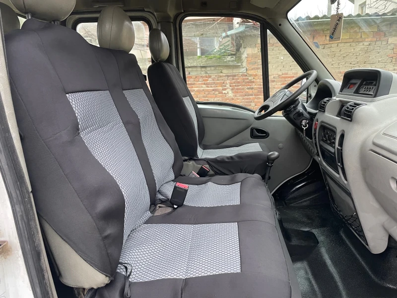 Renault Master 2.5DCI, снимка 12 - Бусове и автобуси - 53444450