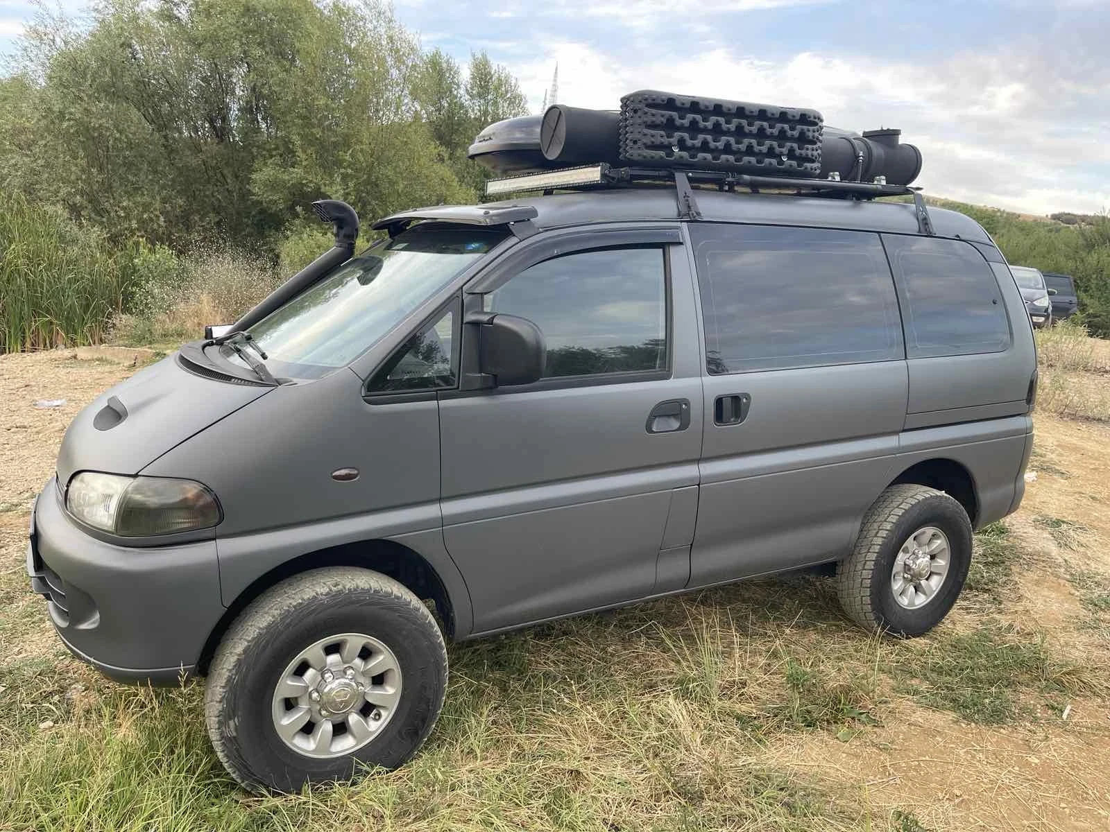 Mitsubishi Delica 2.8 tdi 4X4 уникат - изображение 9