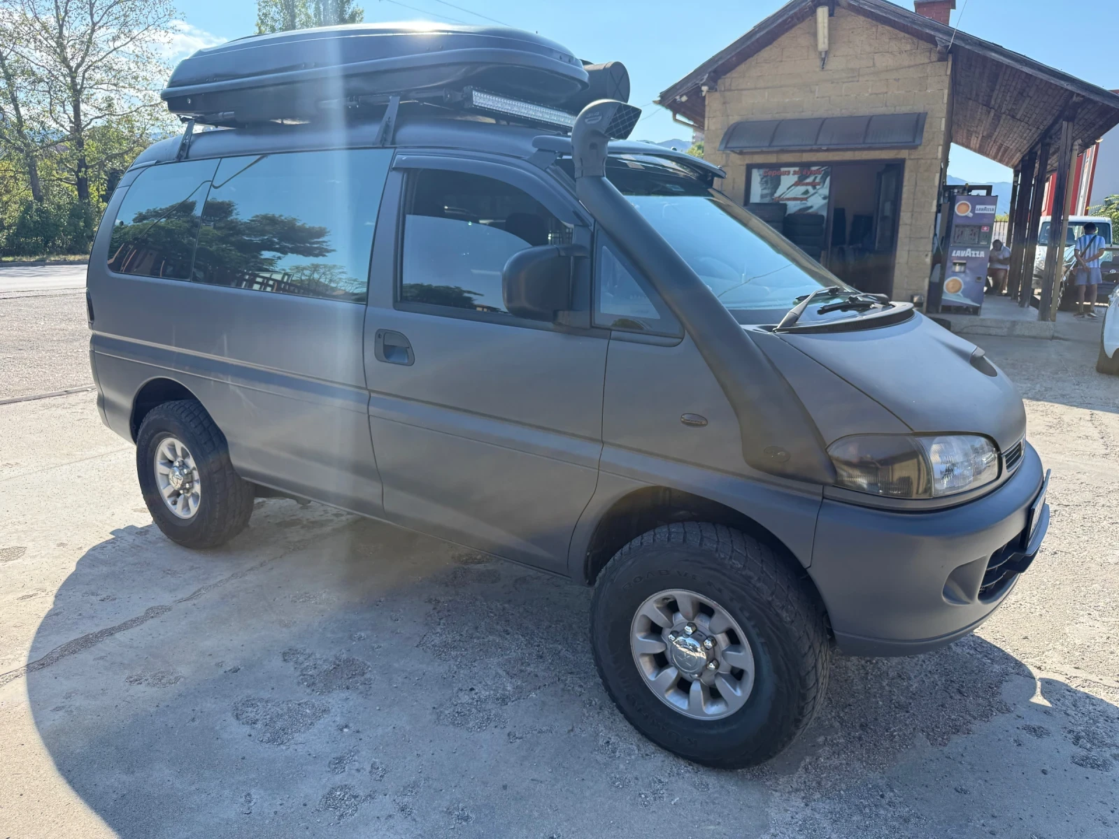 Mitsubishi Delica 2.8 tdi 4X4 уникат - изображение 2