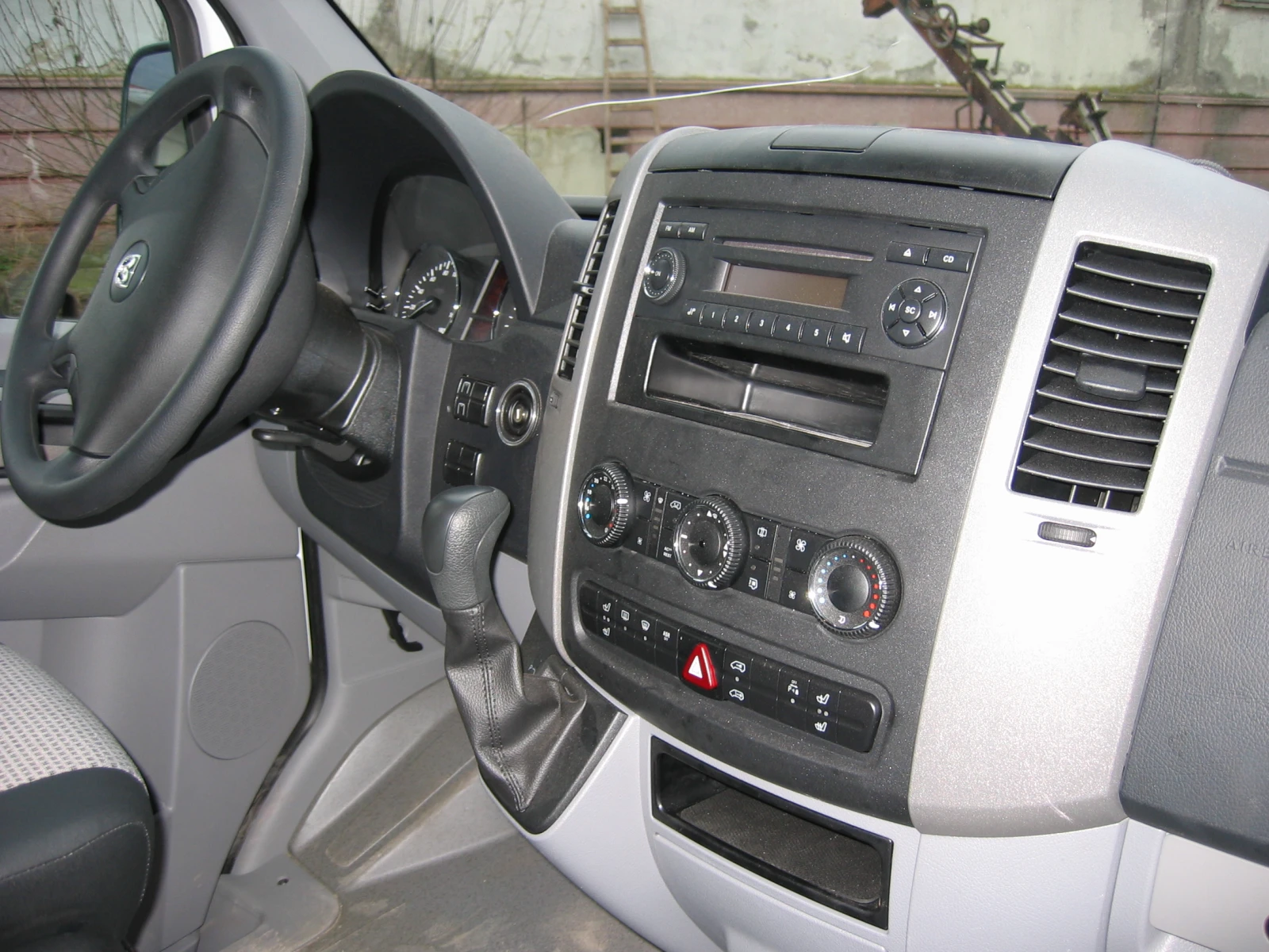 Mercedes-Benz Sprinter CDR - изображение 3