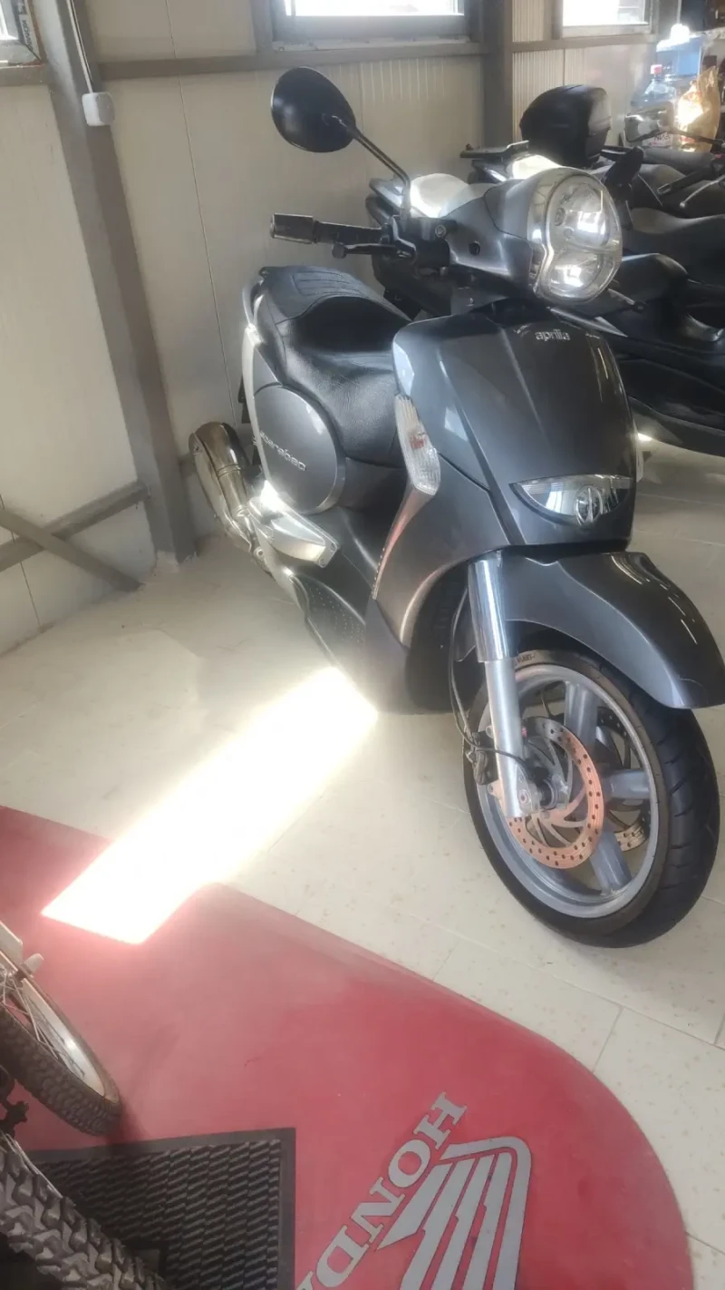 Aprilia Scarabeo 500, снимка 8 - Мотоциклети и мототехника - 51468888