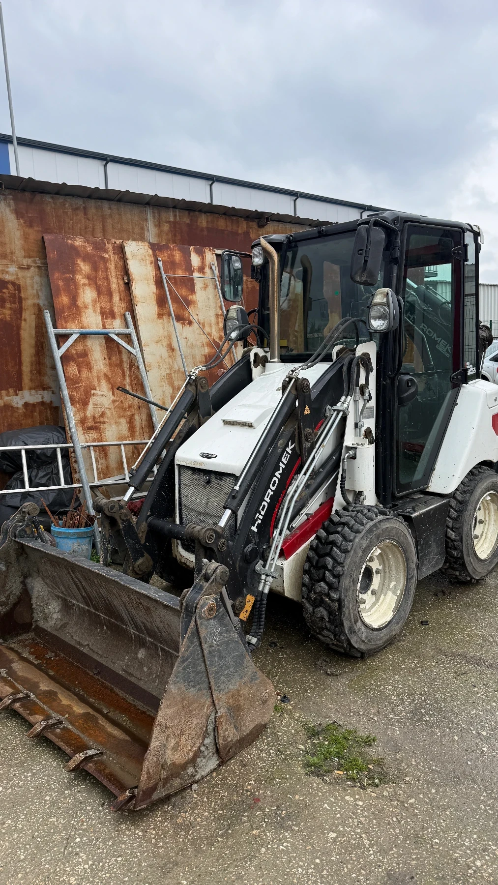 Багер Hidromek 62ss, снимка 4 - Индустриална техника - 53981946