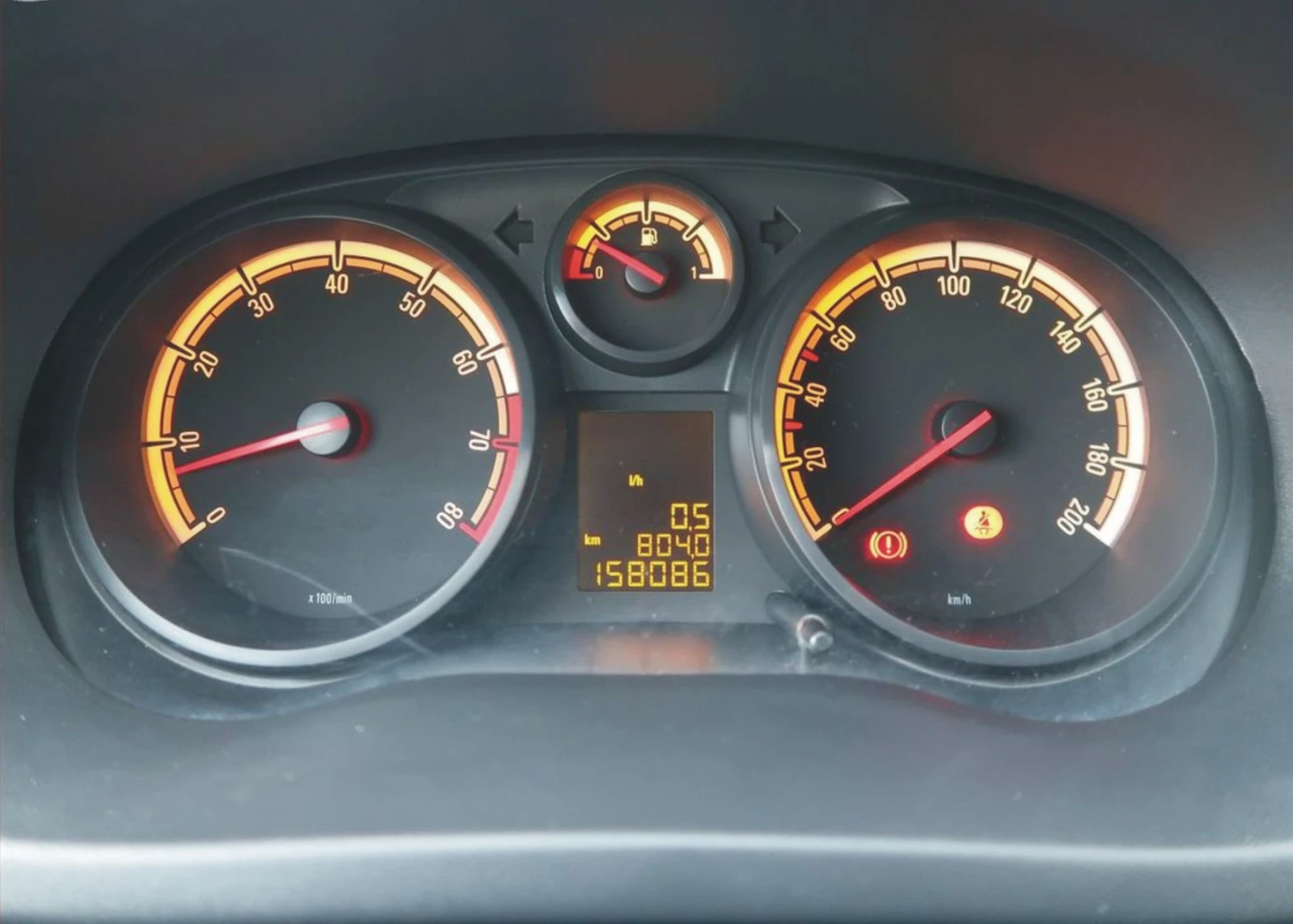 ����� ���� ����� �  2010-2014�. �������� Opel Corsa D ������ 1230���, 63�W, 86kc | Mobile.bg � ����������� 9