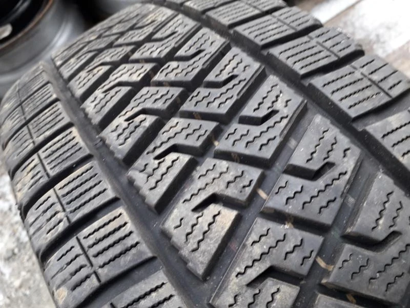 Гуми Зимни 215/70R15, снимка 8 - Гуми и джанти - 24499822