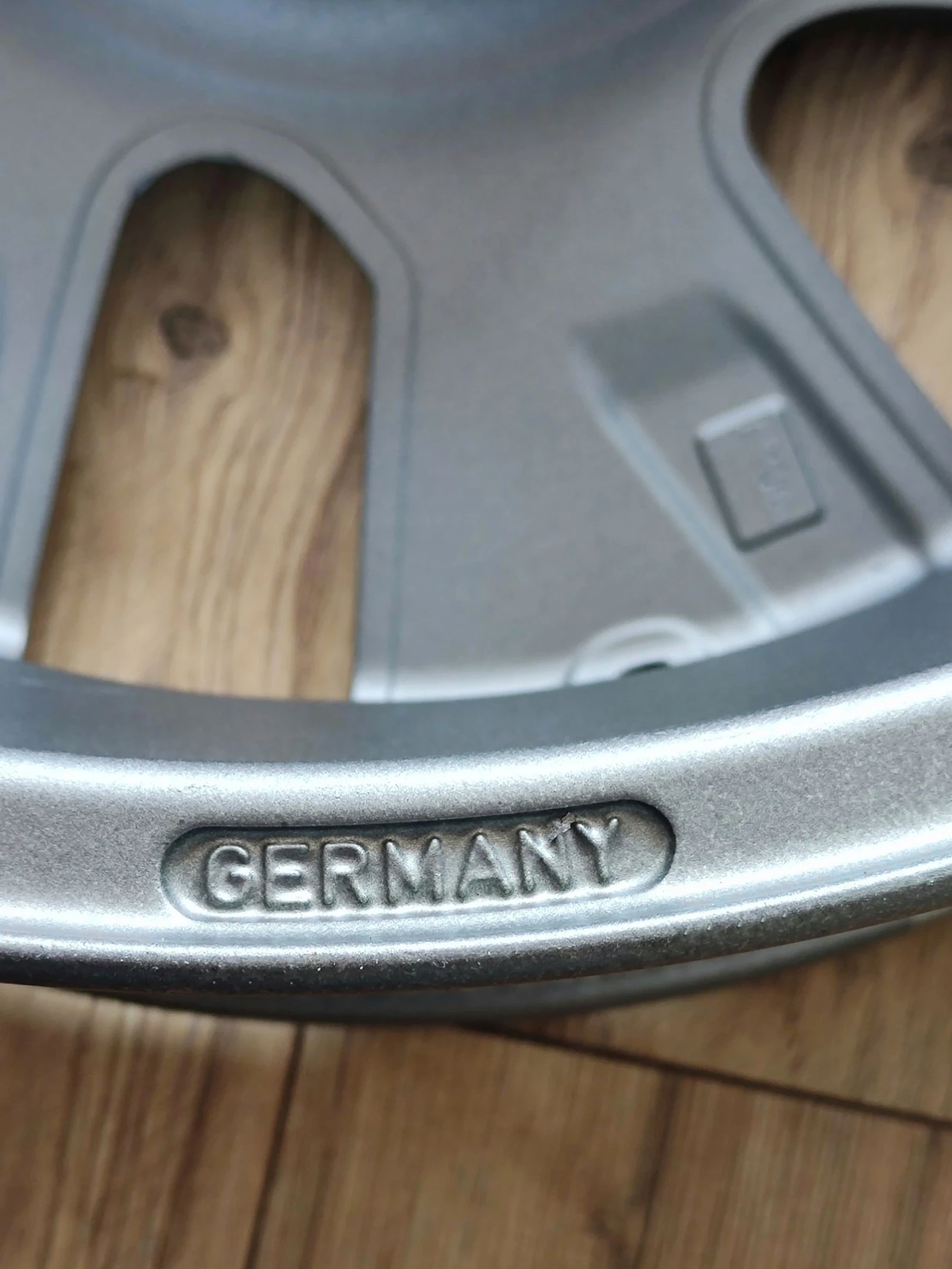 Джанти, снимка 6 - Гуми и джанти - 53831658