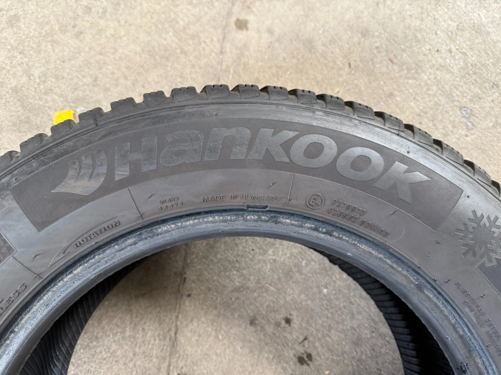 Гуми Зимни 195/65R15, снимка 9 - Гуми и джанти - 56277819