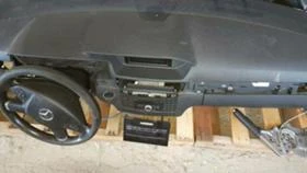 Mercedes-Benz 220 Е212, снимка 11