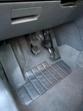 VW Touran 2.0 TDI (136 Hp), 99000KM, снимка 14