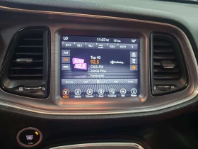 Dodge Challenger R/T SHAKER| PANO| ОБДУХВАНЕ| 2 КЛЮЧА| CARFAX| , снимка 11