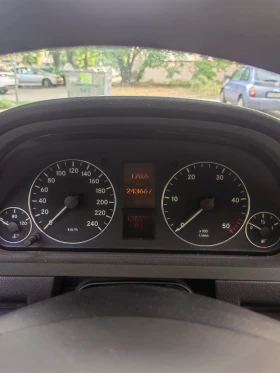 Mercedes-Benz A 180 | Mobile.bg    4