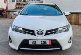 ����� �� �������� �� Toyota Auris 1.4 D4D 90�.� Keyless * Navi* Camera* Bluetooth* 