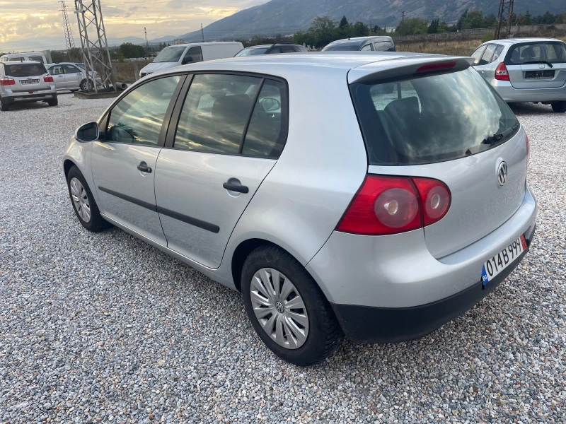 VW Golf 1.6i, снимка 5 - Автомобили и джипове - 46910433