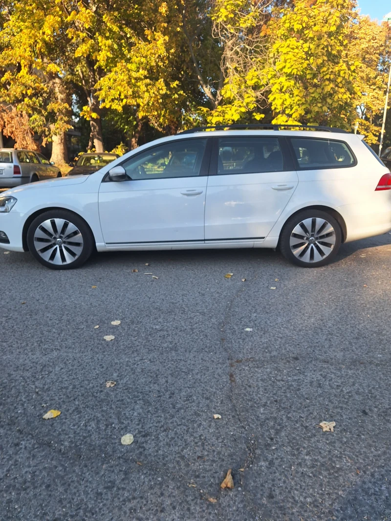 VW Passat, снимка 4 - Автомобили и джипове - 47777323