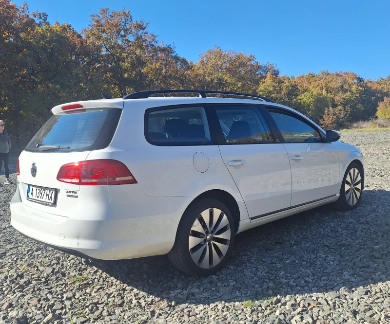 VW Passat, снимка 12 - Автомобили и джипове - 47777323