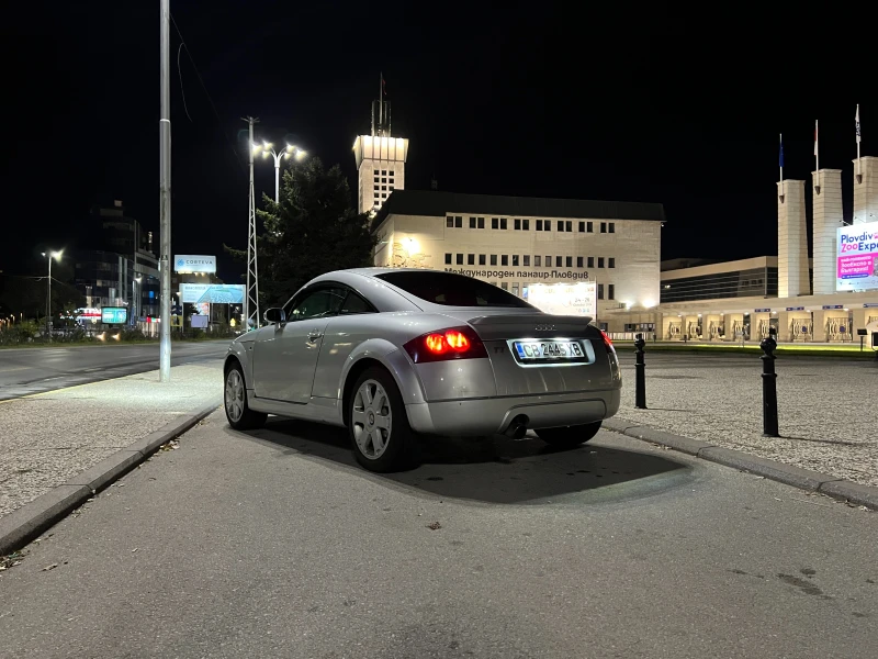 Audi Tt 1.8T Ново LPG - С Подобрения, снимка 3 - Автомобили и джипове - 47778367