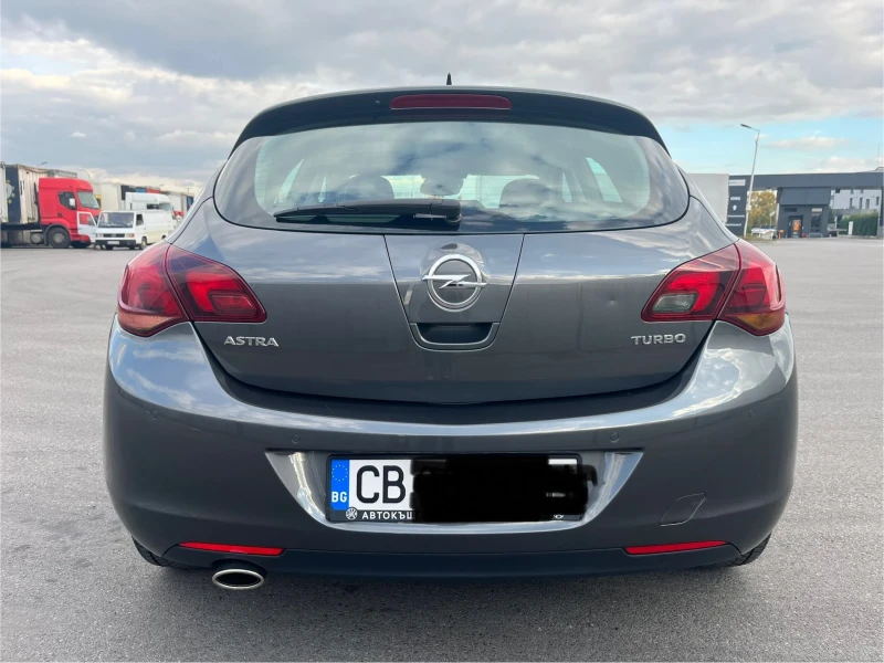 Opel Astra 1.4 T COSMO GAZ, снимка 3 - Автомобили и джипове - 47789975