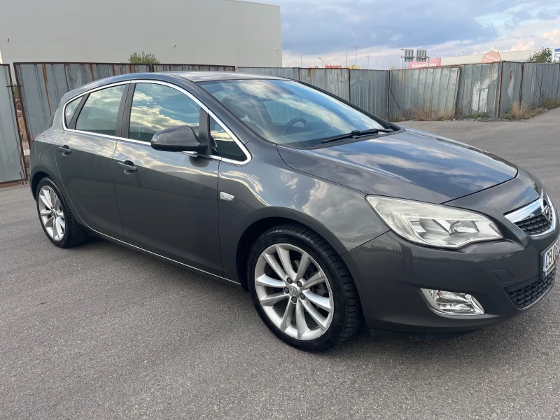 Opel Astra 1.4 T COSMO GAZ, снимка 6 - Автомобили и джипове - 47789975