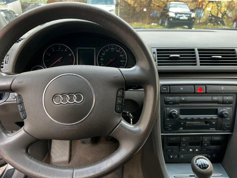 Audi A4 1.8Т 163к.с, снимка 3 - Автомобили и джипове - 48054670