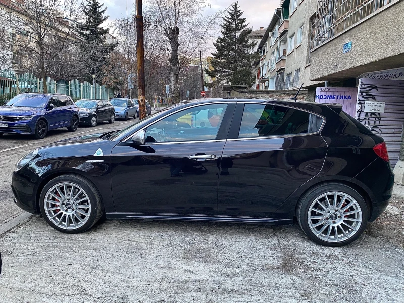 Alfa Romeo Giulietta 1750 TBI, снимка 4 - Автомобили и джипове - 49276878