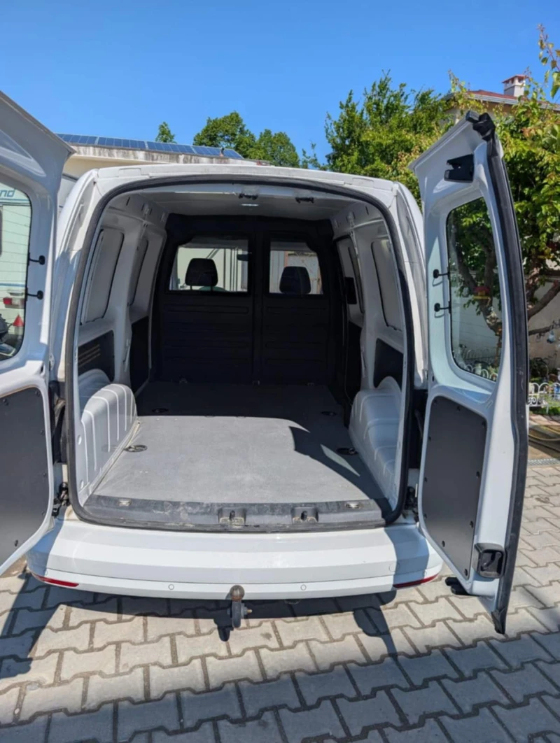 VW Caddy MAXI, снимка 3 - Автомобили и джипове - 52517543