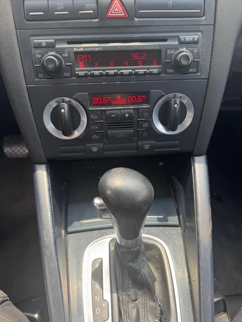 Audi A3 2.0TDI 140 DSG, снимка 6 - Автомобили и джипове - 50939861