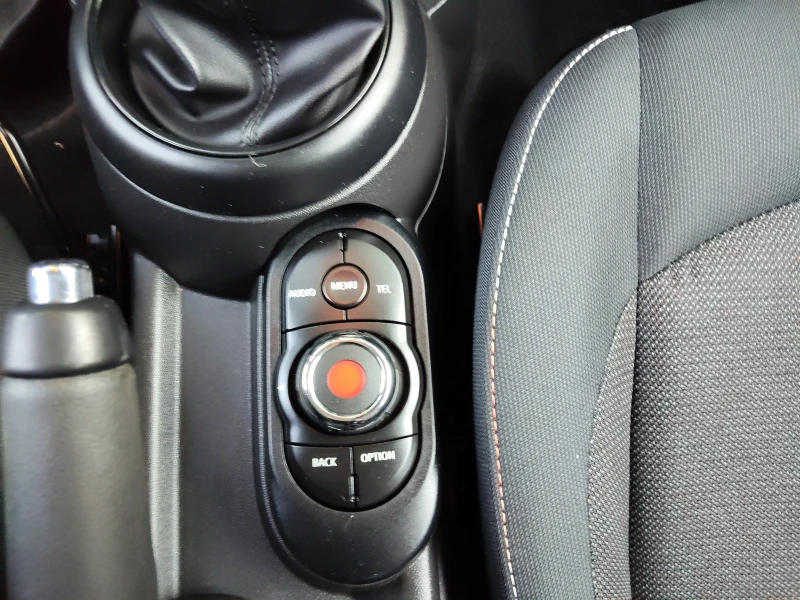 Mini Cooper 1, 5i 136ps KEYLESS GO, снимка 12 - Автомобили и джипове - 51594025