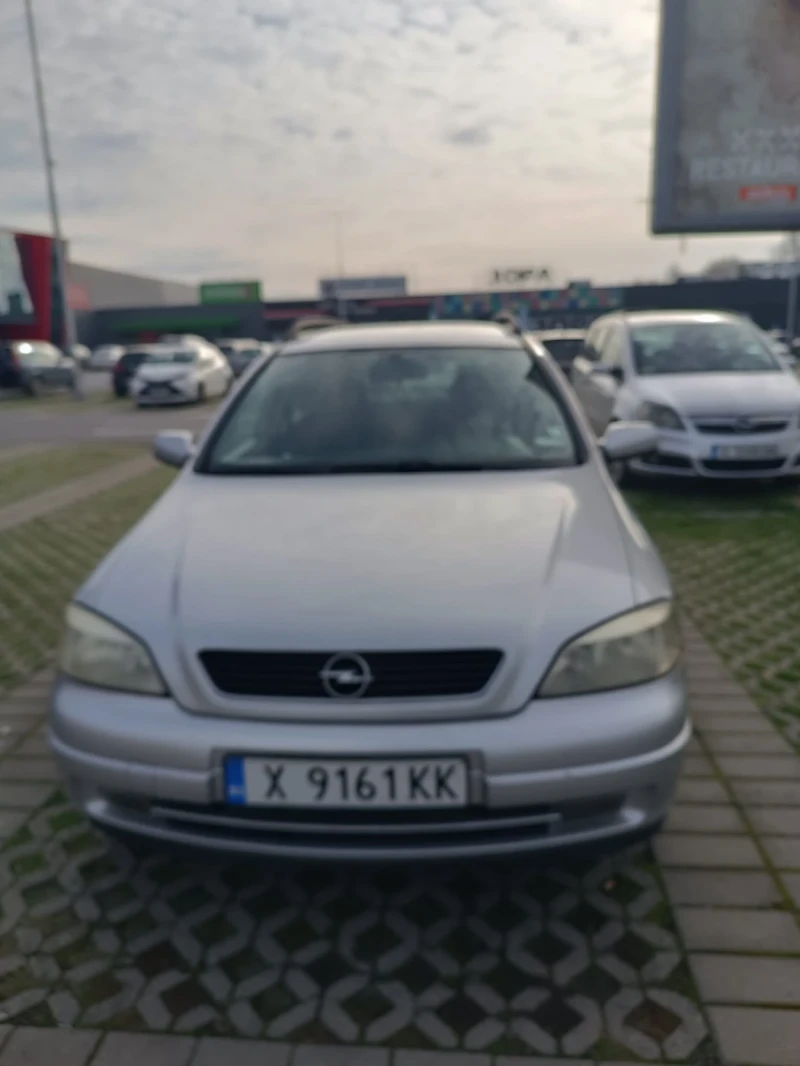 Opel Astra 1, 6 i