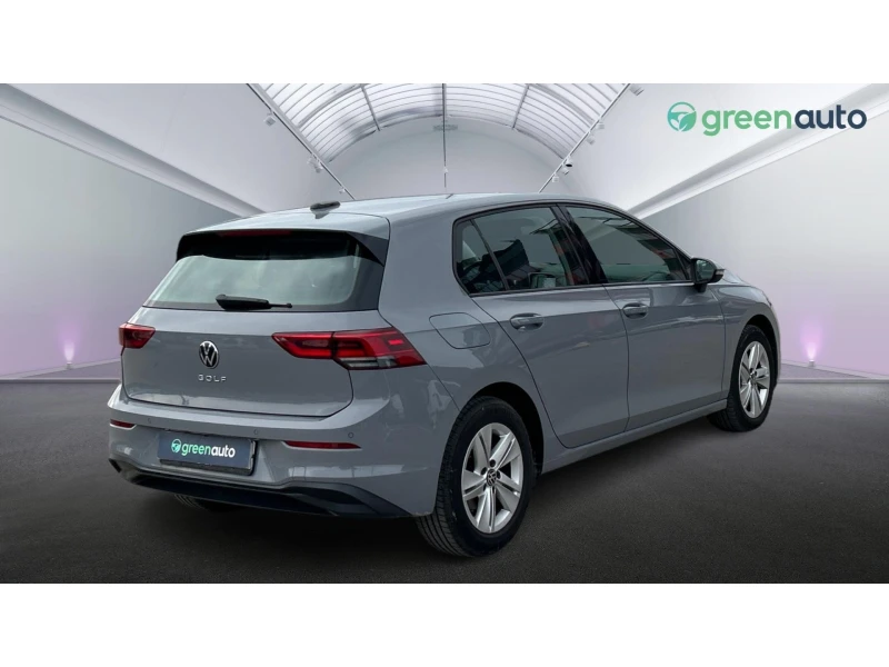 VW Golf 2.0 TDi Life M/T, Месечна вноска от 444 лв., снимка 7 - Автомобили и джипове - 52553815