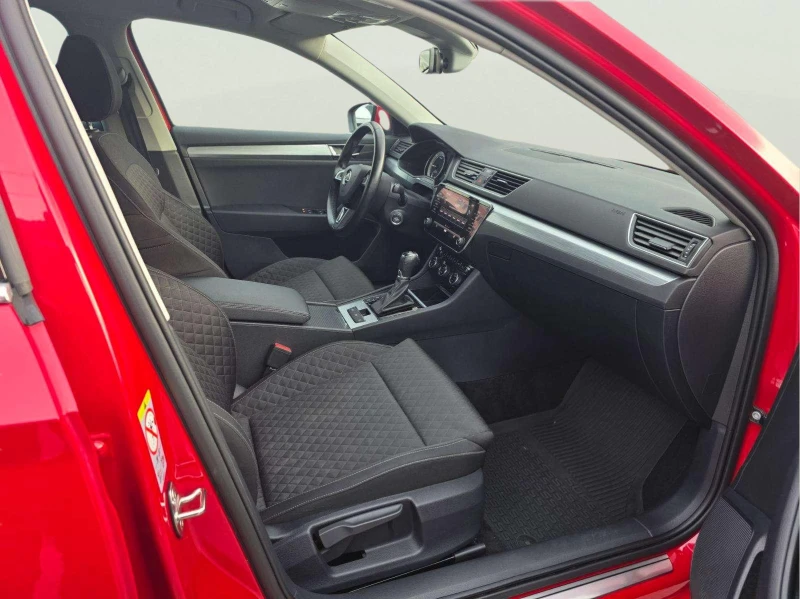 Skoda Superb 2.0 TDI, снимка 9 - Автомобили и джипове - 53268364