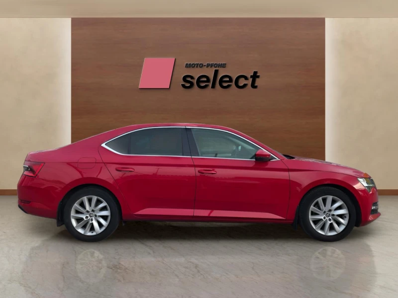 Skoda Superb 2.0 TDI, снимка 4 - Автомобили и джипове - 53268364