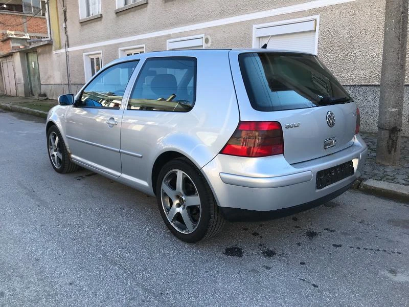 VW Golf 2.0i 115hp - изображение 4