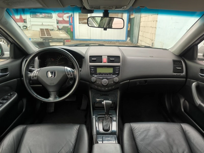 Honda Accord Executive 2, 4, снимка 14 - Автомобили и джипове - 47411012