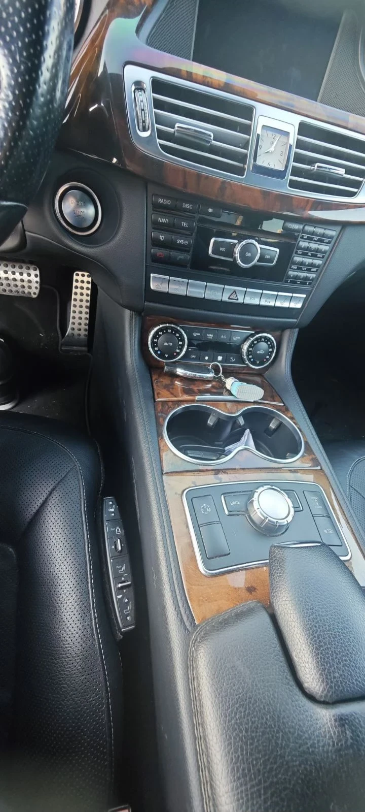 Mercedes-Benz CLS 500 Amg pack, снимка 16 - Автомобили и джипове - 52542820