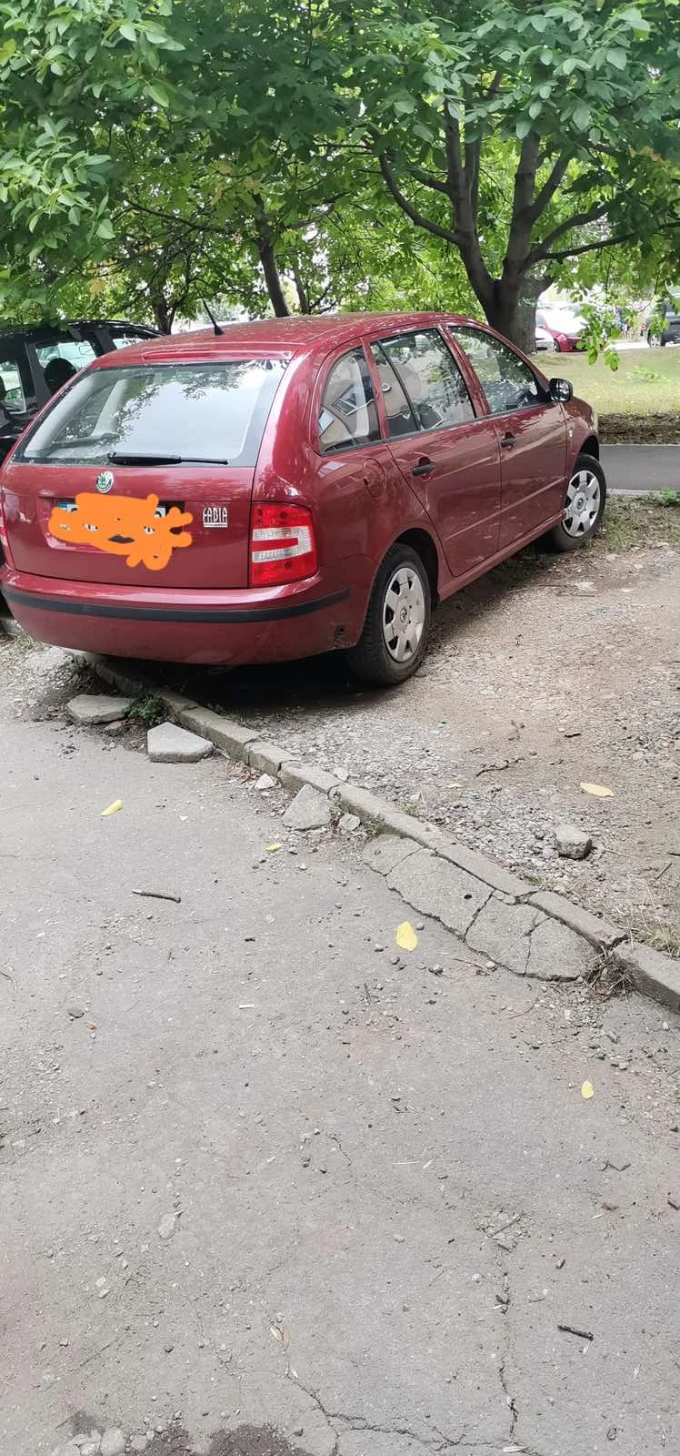 Skoda Fabia 1.2 64 HTP 130000km, снимка 4 - Автомобили и джипове - 53281058