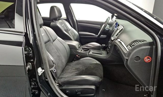 Chrysler 300c Кожен Салон/Шибидах/Обдухване, снимка 8 - Автомобили и джипове - 55060037