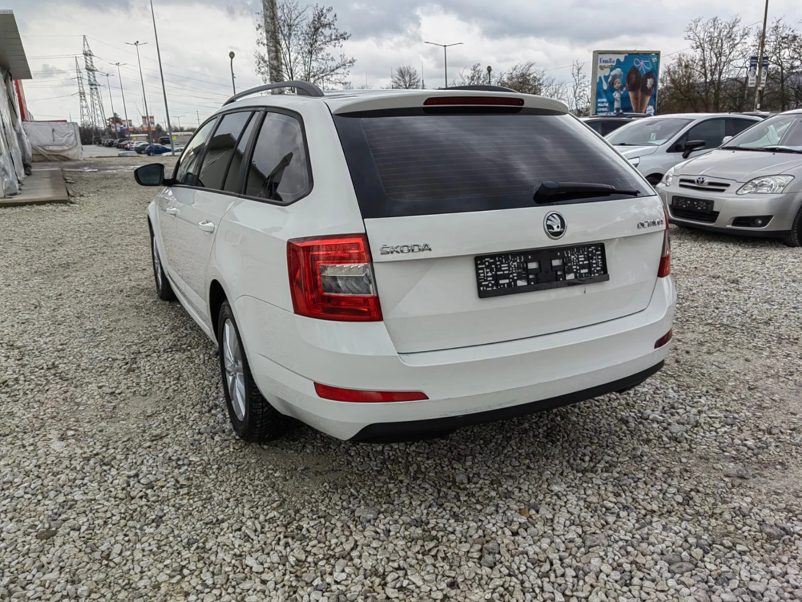 Skoda Octavia 1.6tdi 110k* DSG* Nova* UNIKAT*  - изображение 6