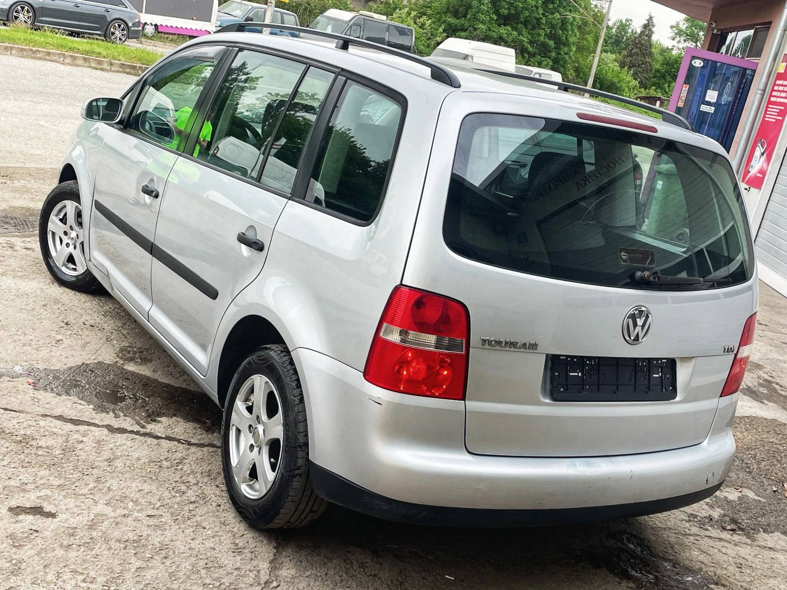 VW Touran 1.9TDI* ITALY - изображение 6