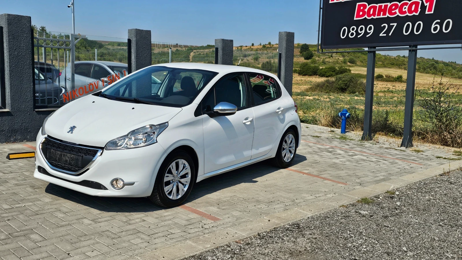 Peugeot 208 1.4xdi-NAVI - изображение 2