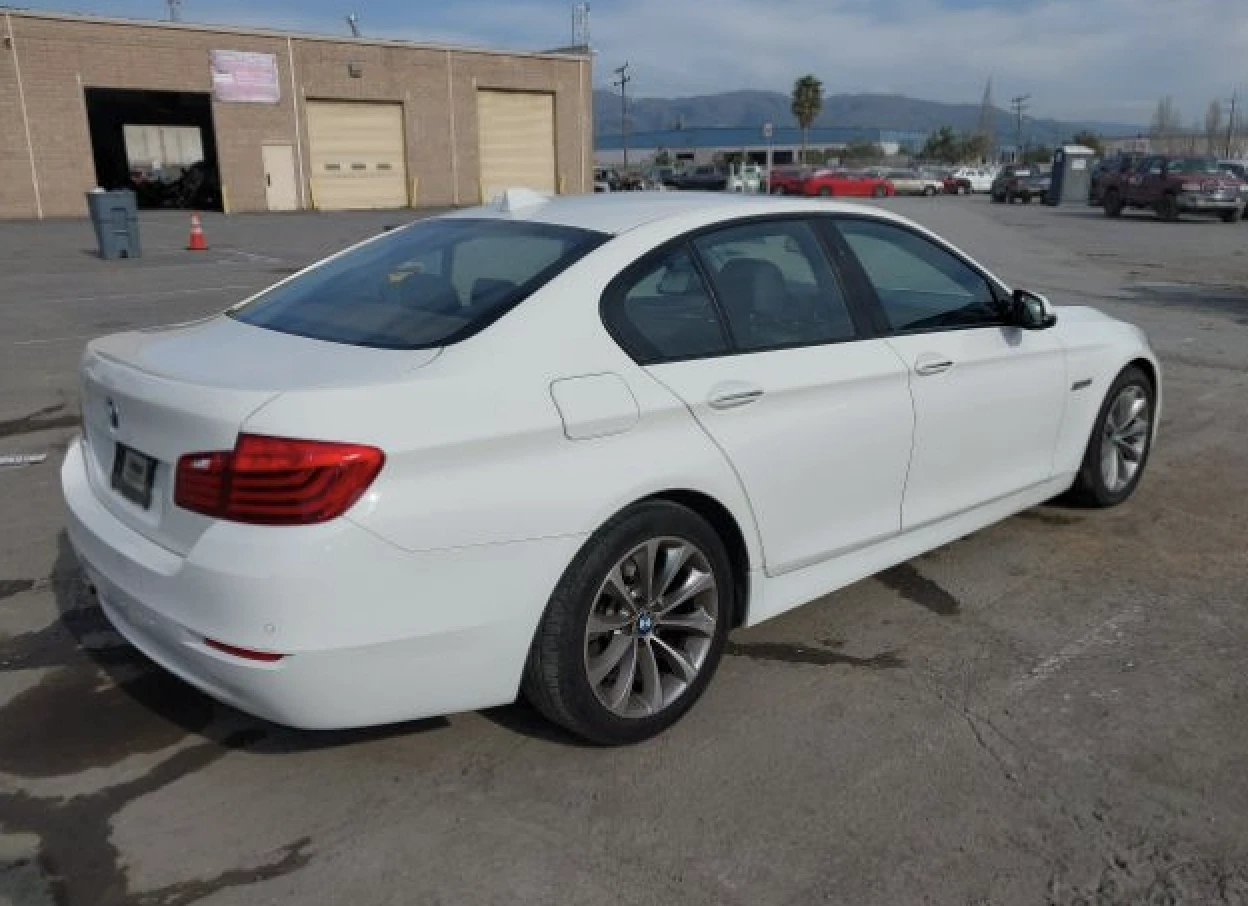 BMW 528 KEYLESS* ПОДГРЕВ* LED* ШИБИДАХ - изображение 4