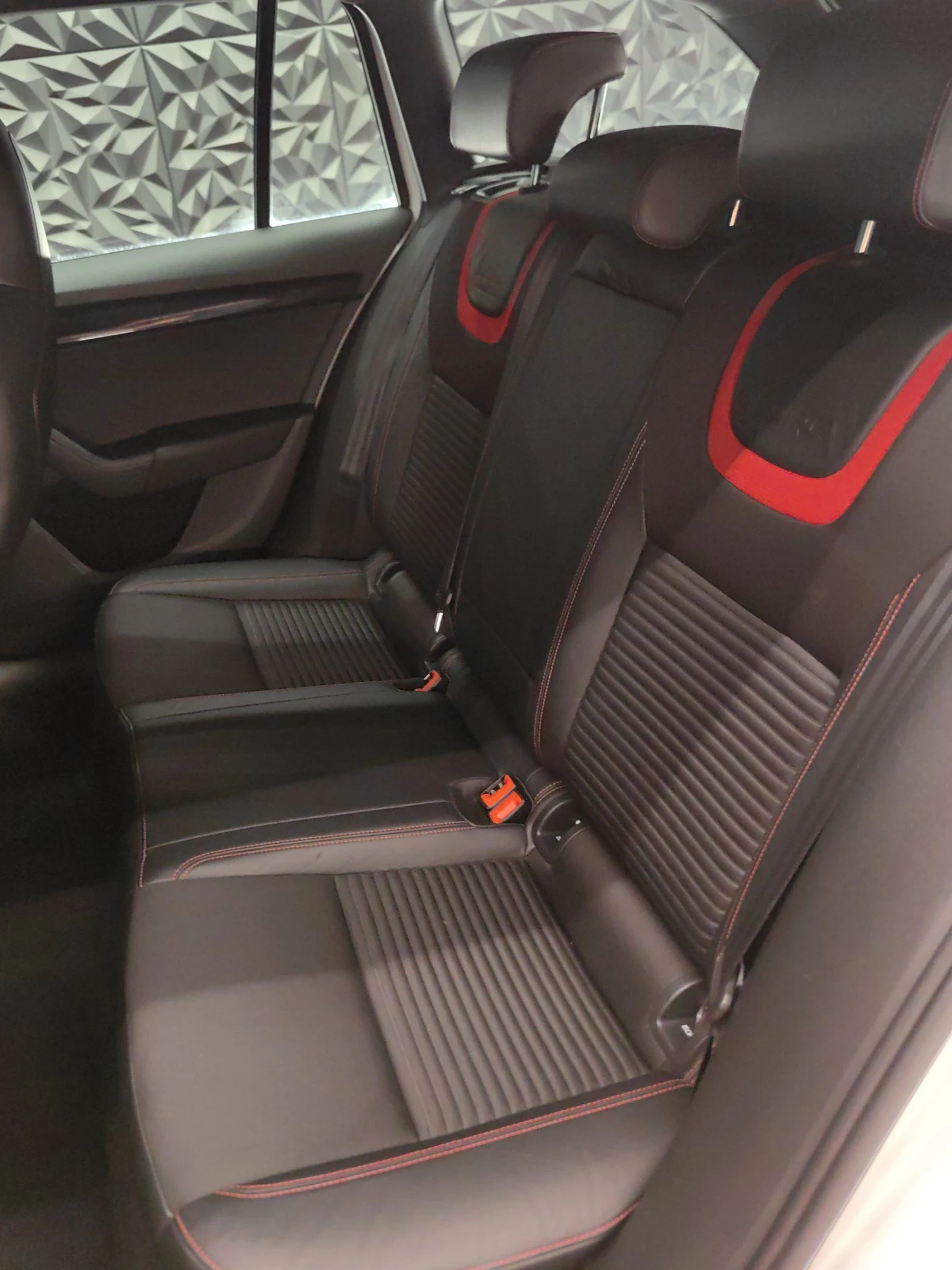 Skoda Octavia 2.0 TDI VRS/DSG// /CAM/ | Mobile.bg   11