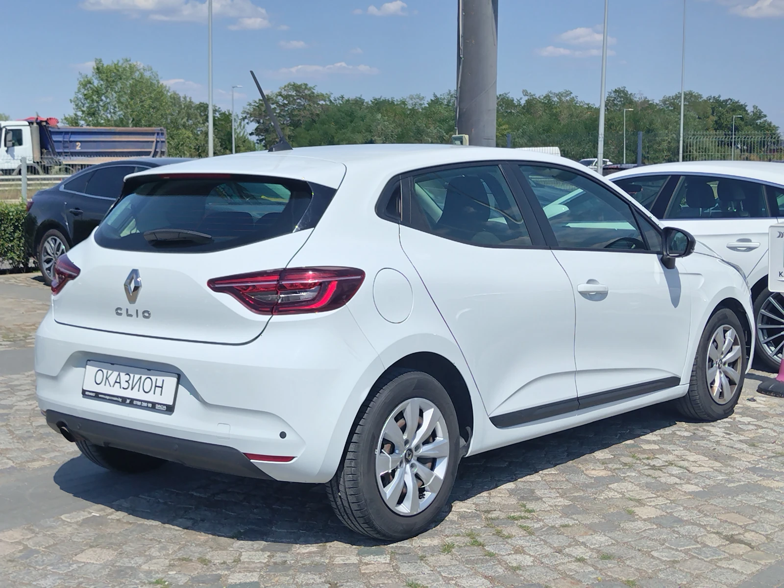 Renault Clio 1.0TCe/ 100к.с./Life - изображение 5