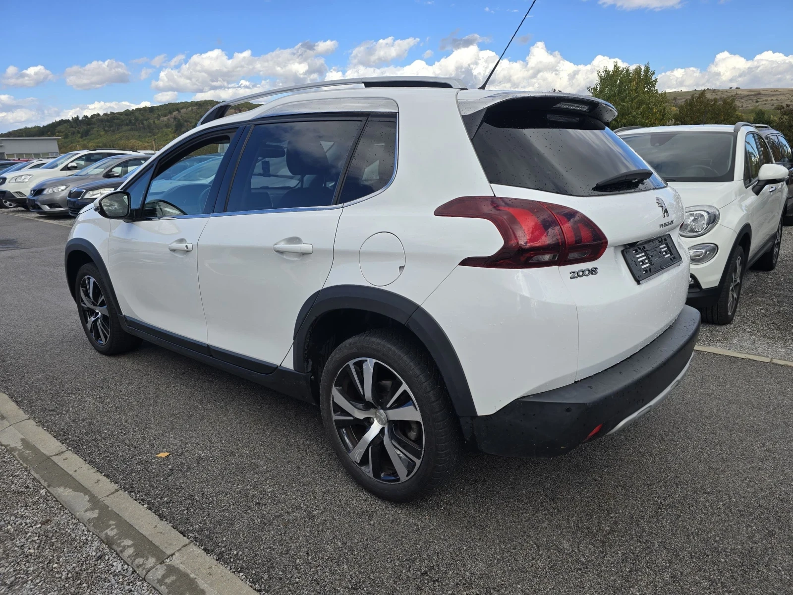 Peugeot 2008 1.2i evro 6B  | Mobile.bg — изображение 4