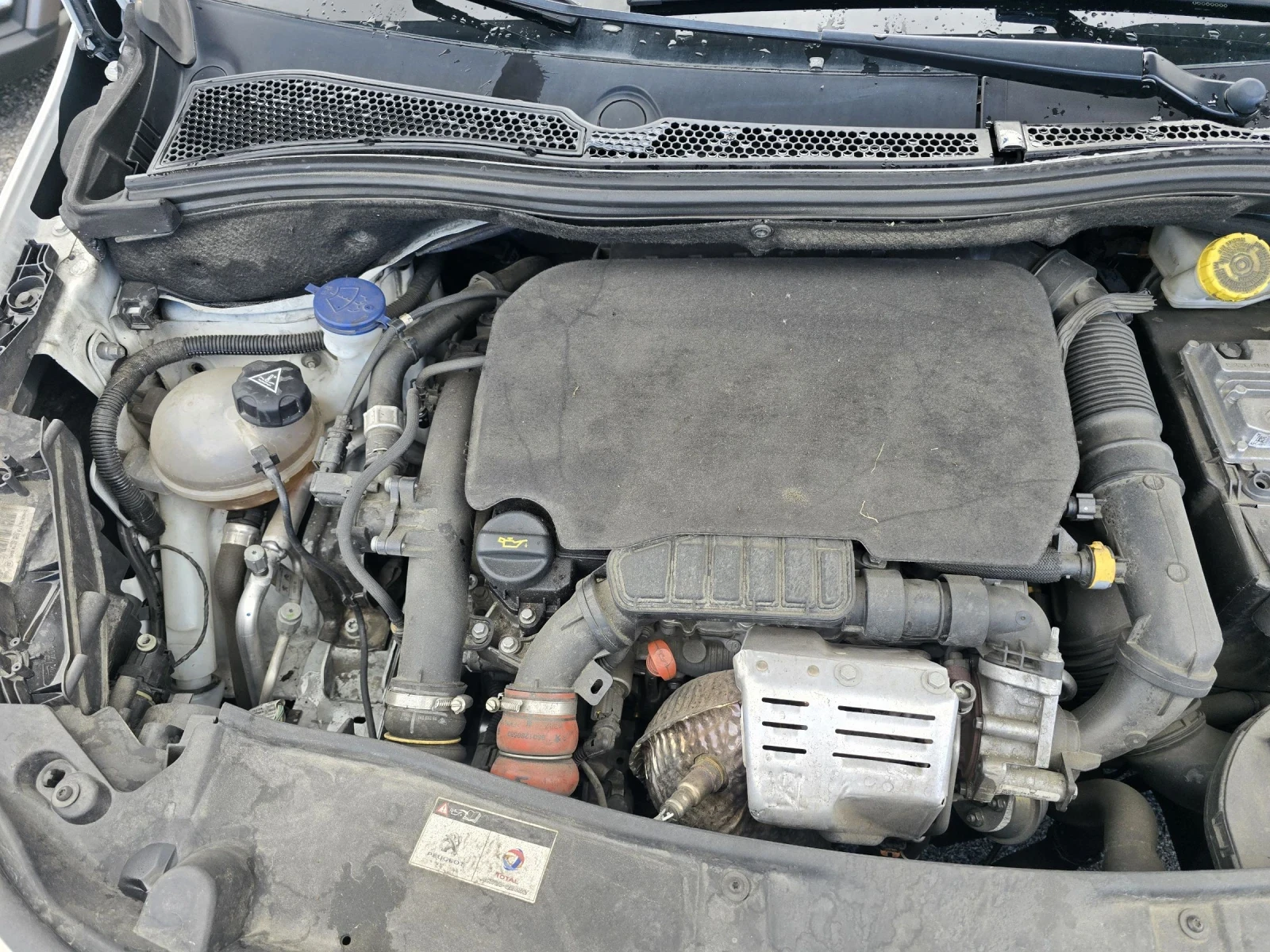 Peugeot 2008 1.2i evro 6B  | Mobile.bg — изображение 16