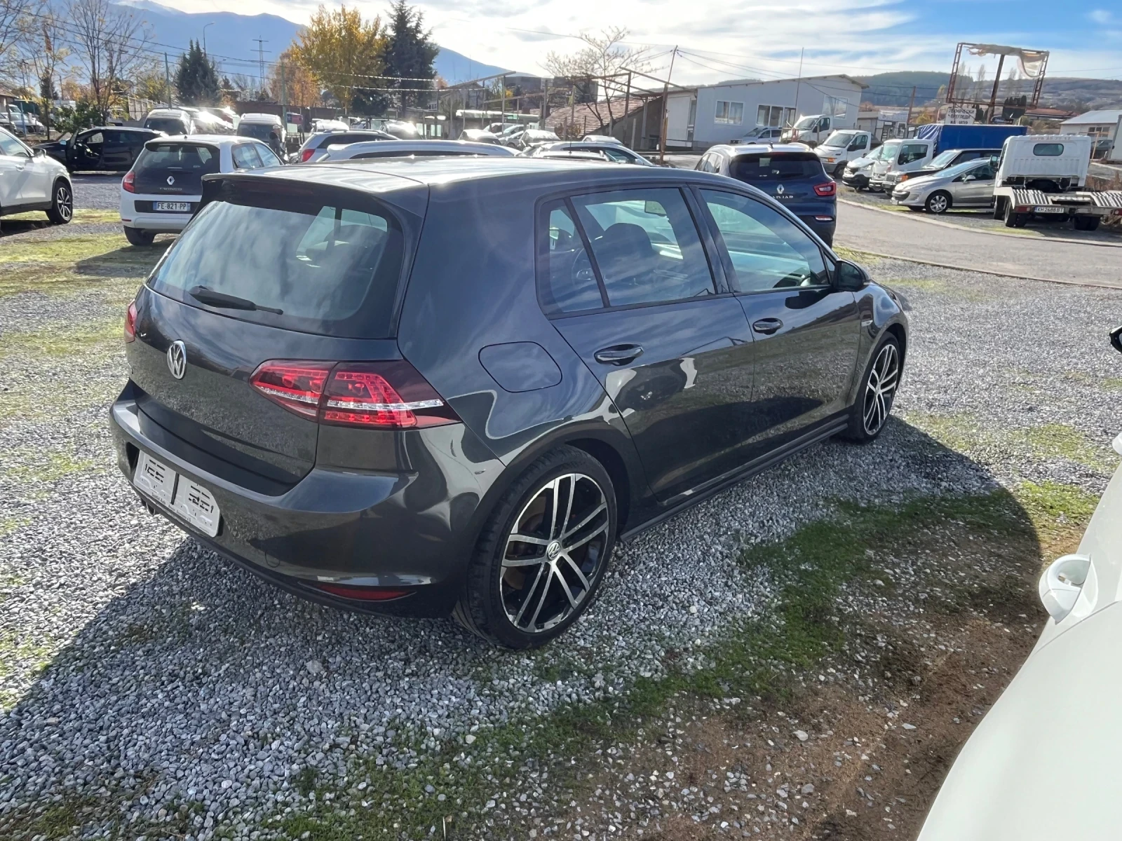VW Golf GTD 2.0TDI 184hp Автомат & Ръчни - изображение 9